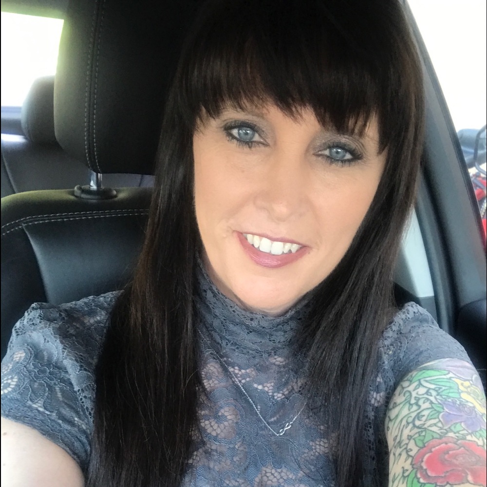 Meet your Posher, Lisa